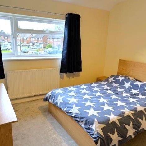 Almond Close, Guildford, GU1 - Photo 1