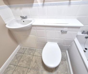2 Bed Flat, Gean Court, N11 - Photo 5