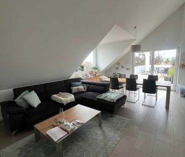 Gross­zü­gi­ge und hel­le 4.5 Zim­mer­woh­nung - Photo 3