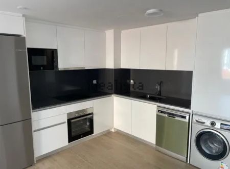 Alquiler de piso en Los Guindos - Parque Mediterráneo - Santa Paula - Photo 2