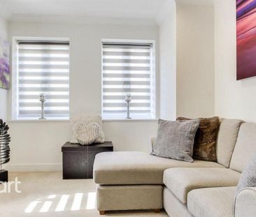 4 bedroom detached house to rent - Photo 1