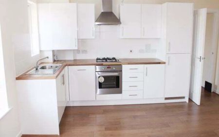 Pumphouse Crescent, WATFORD, WD17 - Photo 4