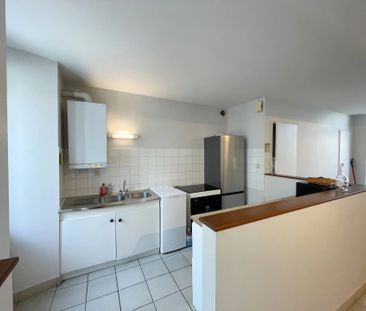 Location Appartement 3 pièces 53m² LE MAY SUR EVRE 49122 - Photo 4