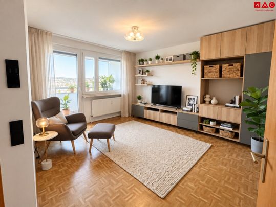 Stadtliebhaber aufgepasst! Einladende 3-Raum Wohnung mit dem Vorteil einer großen und sonnigen Loggia mit herrliche Aussicht! Erstklassige Infrastruktur! - Foto 1