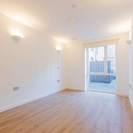 West Green Road, London, N15 - Photo 1