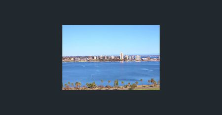 Modern, Fully Furnished Apartment in Prime CBD Location - Photo 3