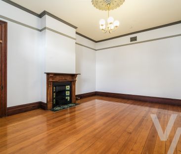 111 Denison Street, Hamilton - Photo 1