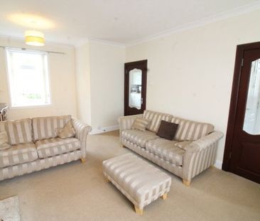 Cypress Avenue, Beith - Photo 1