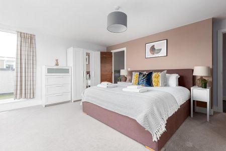 2 bedroom flat to rent - Photo 5