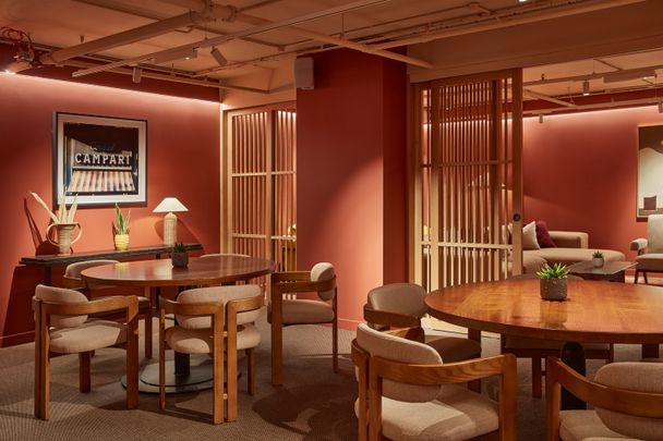 Studio Flat, Crossharbour Plaza, E14 - Photo 1