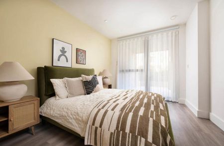 2 bedroom apartment to rent - Photo 4