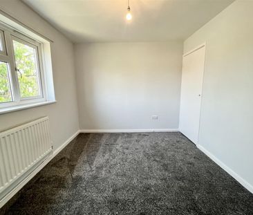 2 Bedroom Flat To Let - Photo 4