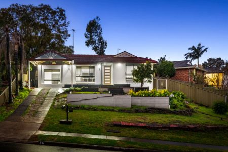 “Stylish Family Living in a Peaceful Location” - Photo 4