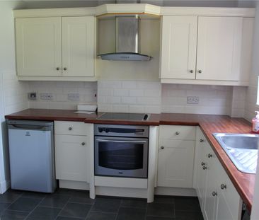 3 bedroom detached house to rent - Photo 6
