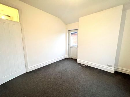 Leigh Road, Leigh-On-Sea - Photo 3