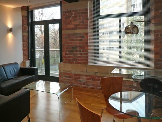 3 bedroom flat to rent - Photo 1