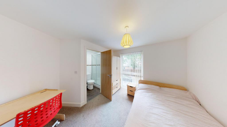 6 bedroom townhouse to rent - Photo 5