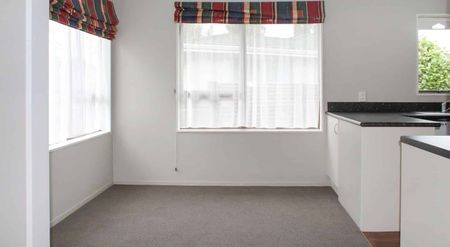 AWAPUNI - 3 BEDROOM - Photo 5