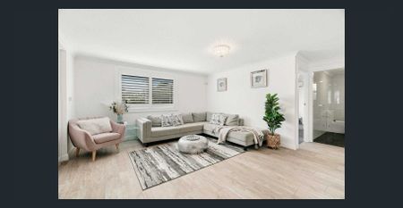 Beautifully Designed Furnihsed Home with Modern Comforts - Photo 3