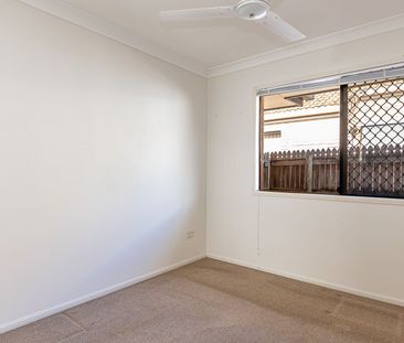 15 Gardenia Avenue, Kirwan - Photo 4