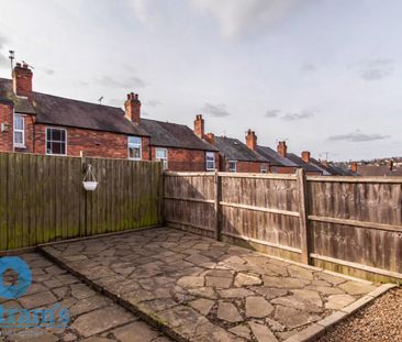 2 bed Mid Terraced House for Rent - Photo 2