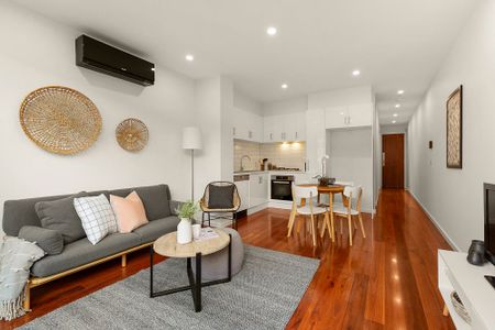 18A Queen Street, Coburg VIC 3058 - Townhouse For Rent | Domain - Photo 2