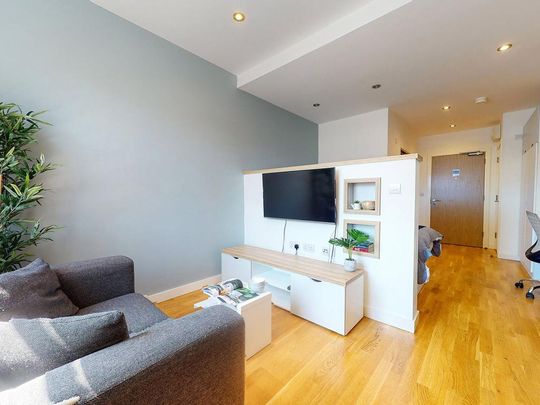 Studio to rent - Photo 1