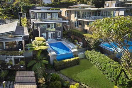 A Contemporary Masterpiece Waterfront Setting With Direct Beach Access - Photo 2