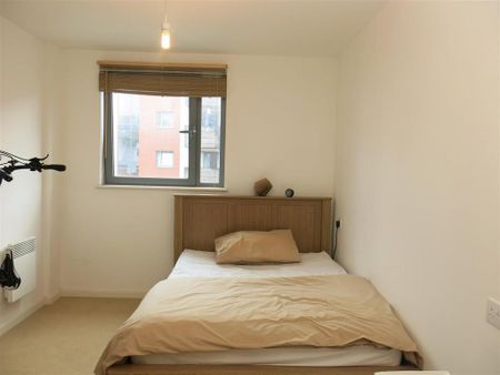1 bedroom apartment to rent - Photo 3