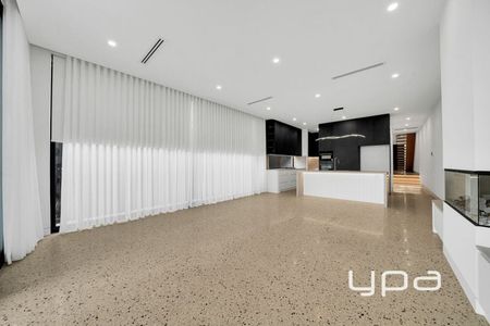 Luxury & Location: A Fresh Start in Niddrie - Photo 5