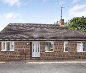 A two bedroom detached bungalow situated at the end of a cul-de-sac. - Photo 6