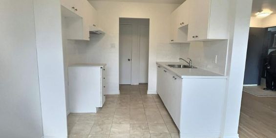 2 CH - 1 SDB - Longueuil - $1,325 /mo - Photo 3