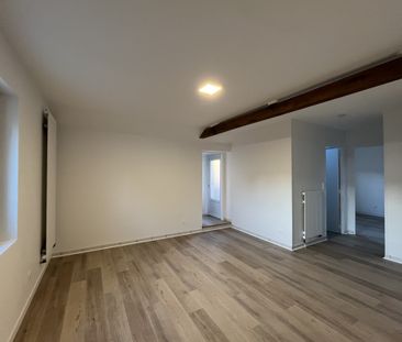Location Appartement 2 pièces 48m² TROYES 10000 - Photo 1