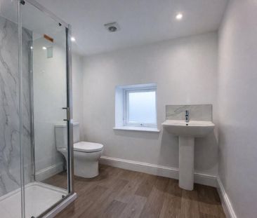 2 bedroom terraced house to rent - Photo 6