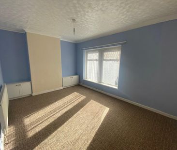 Everard Street, BARRY - Photo 1