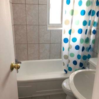 $960/ 1br - 2,1/2All included , full new furnished ,brand new, metrof - Photo 4