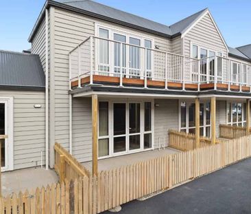 Brand new 1-bedroom apartment on George St - Photo 4