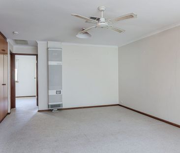 Two bedroom unit with ducted air conditioning - Photo 5