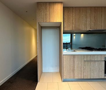 Paris End with Tree Top Views - Photo 4