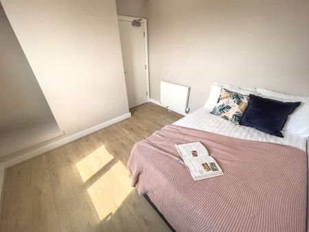 5 bedroom house to rent - Photo 2