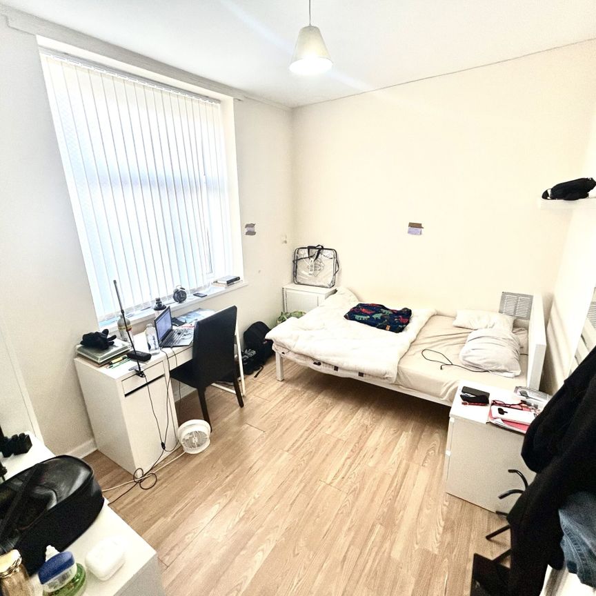 Brook Street, Treforest, Pontypridd - Photo 1