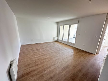 Location Appartement 2 pièces 47m² - Photo 2