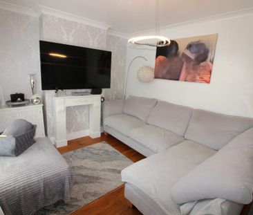 3 bedroom terraced house to rent - Photo 6