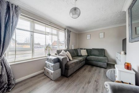 2 bedroom terraced house to rent - Photo 2