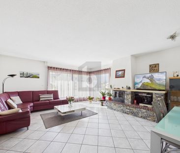 SPACIEUX ET LUMINEUX AVEC UNE VUE MAGNIFIQUE - Photo 6