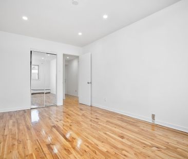2415 Av. Madison Montréal (Côte-des-Neiges, QC H4B - Photo 2