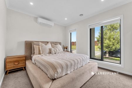 For Lease – Comfortable & Convenient Living - Photo 4