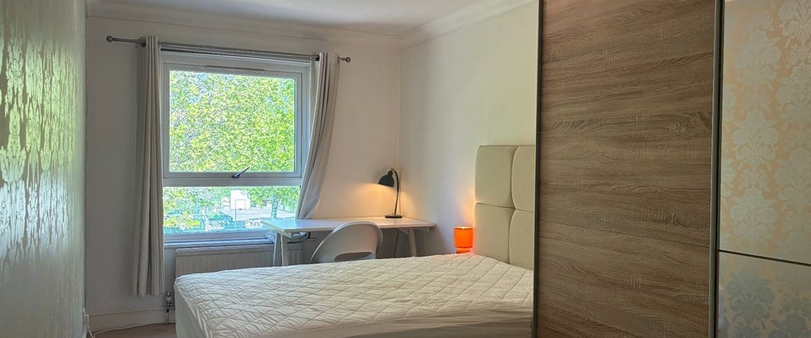 2 Bed Flat, Hobday St, E14 - Photo 1