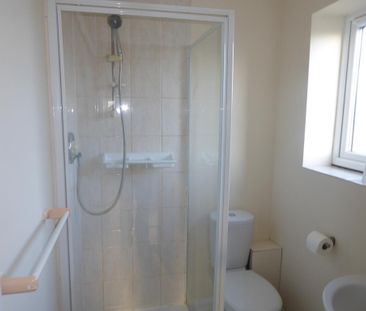 5 bedroom house to rent - Photo 2