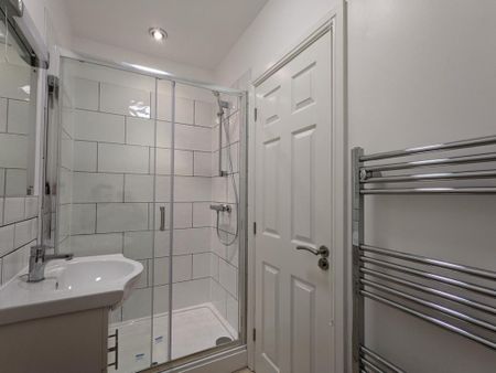Studio to rent - Photo 2